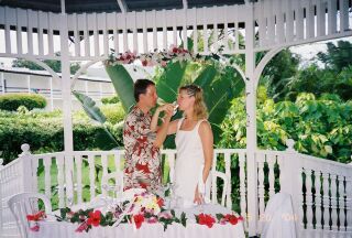 weddingchampagne.jpg