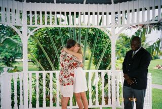 weddingkiss.jpg